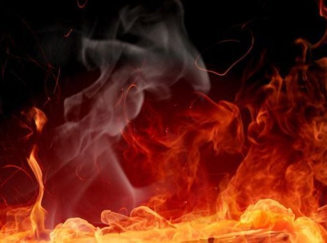 У Середньому на Ужгородщині в пожежі надвірної споруди травмувалася дитина 2023 року народження
