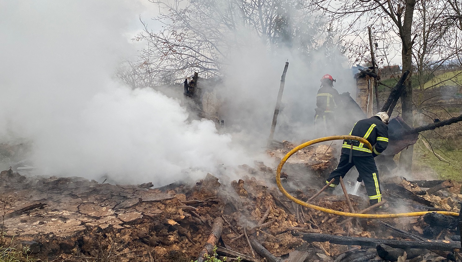 Сусіди врятували будинок у Загатті від масштабної пожежі (ФОТО)
