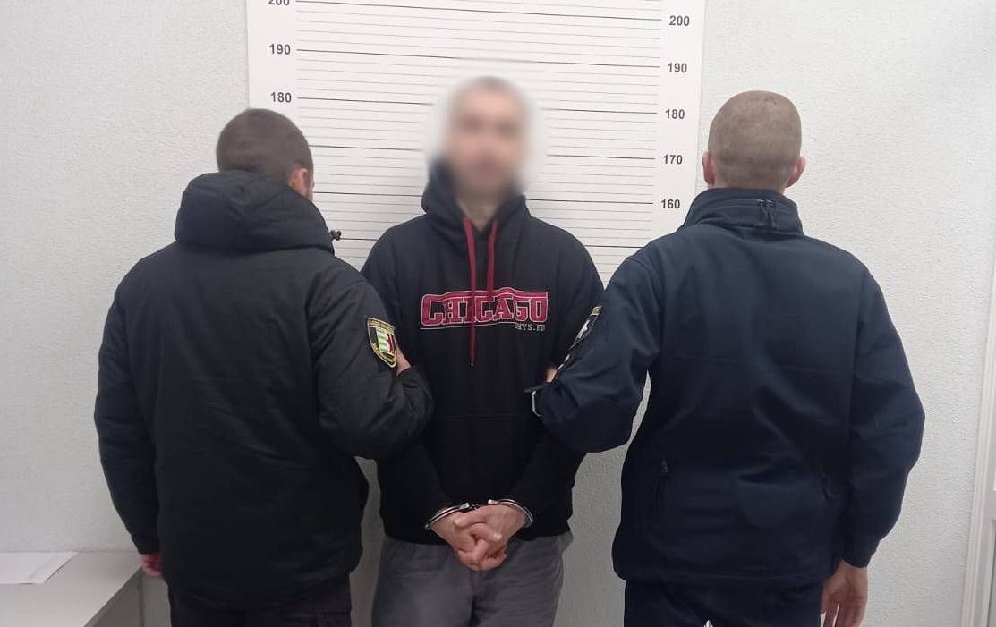 В Ужгороді чоловік напав на сусідку й пограбував її (ФОТО)