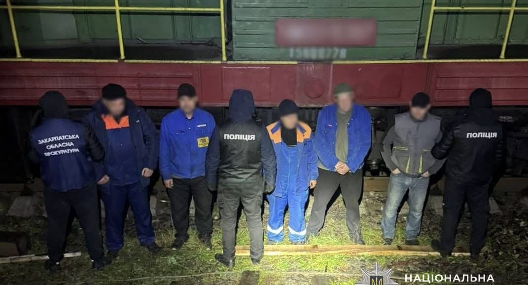 На Закарпатті викрили групу залізничників, які крали дизпаливо з локомотивів (ФОТО)