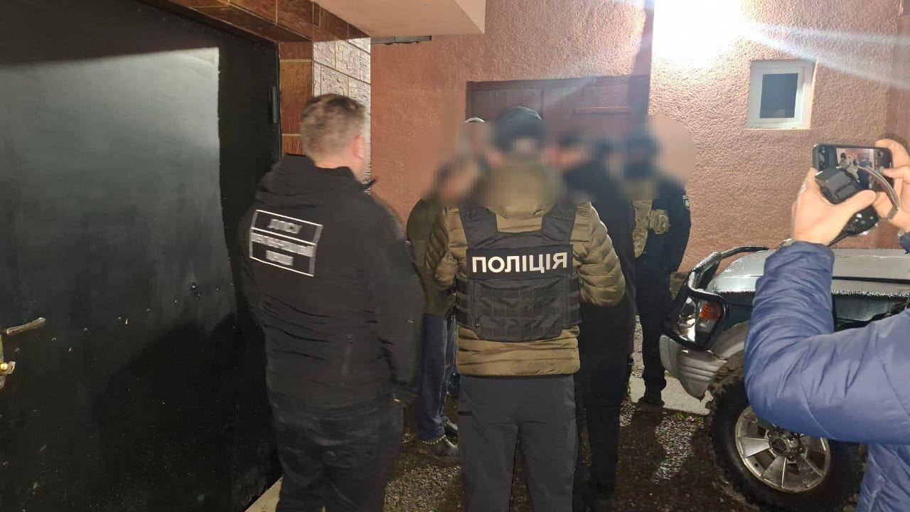 На Закарпатті викрили канал незаконного переправлення чоловіків через кордон зі Словаччиною (ФОТО)