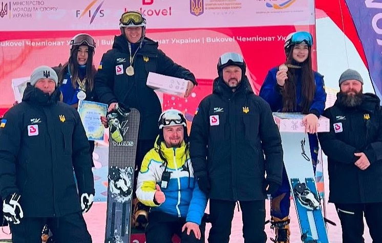 Закарпатка Аннамарі Данча стала абсолютною чемпіонкою Відкритого чемпіонату України зі сноубордингу (ФОТО)