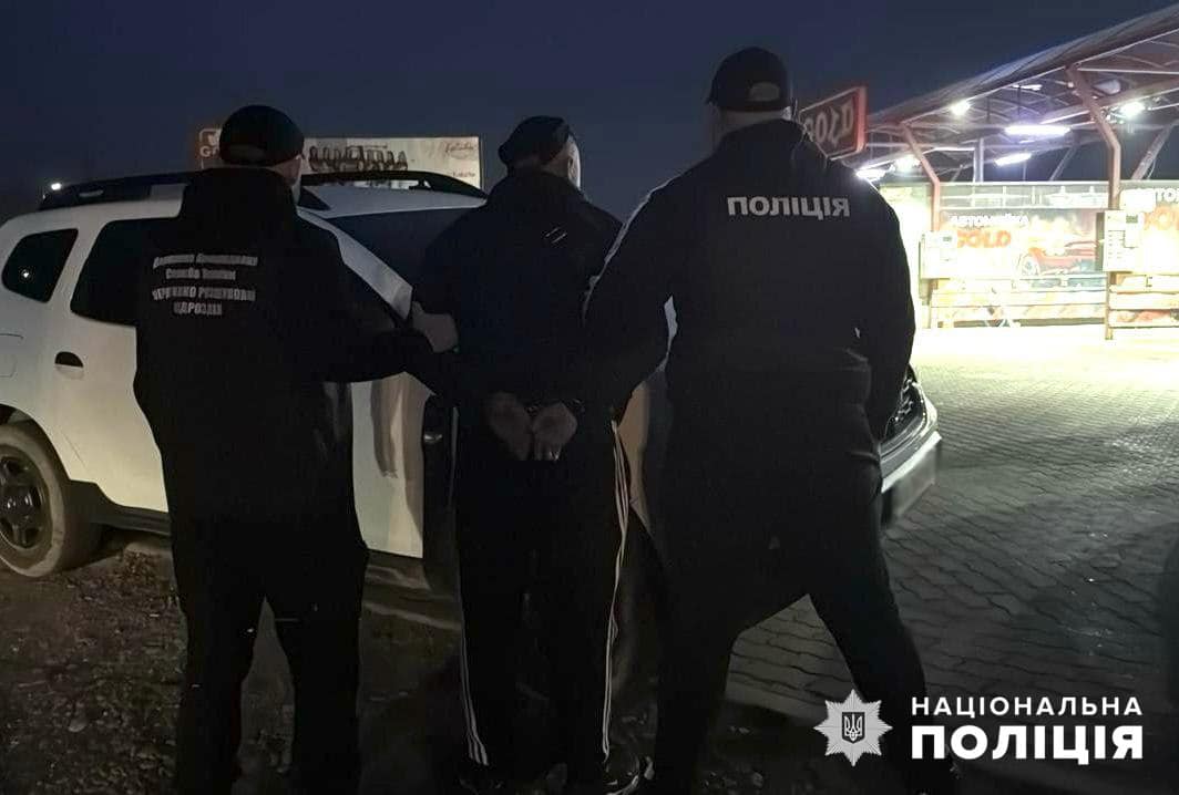 Переправника з Ізи на Хустщині затримали при перевезенні чергового "клієнта" (ФОТО)