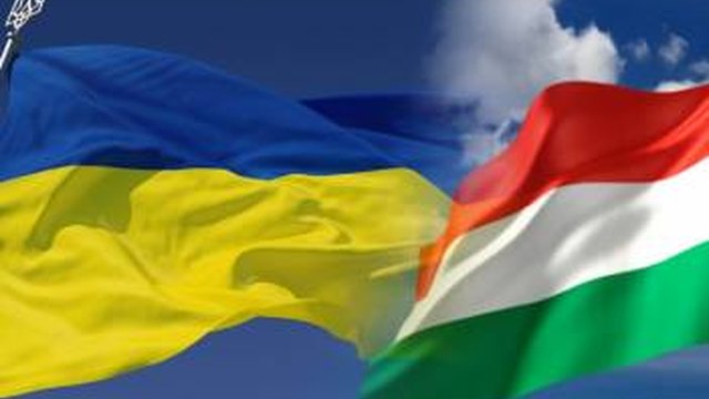 У відповідь на дії будапешта Україна висилає двох угорських дипломатів, з яких один – консул з Берегова