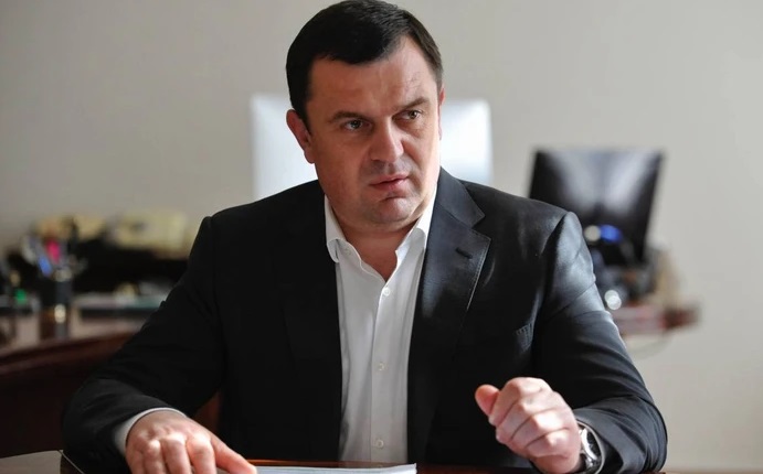 Суд "за давністю" закрив справу проти "закарпатського" ексголови Рахункової палати Пацкана