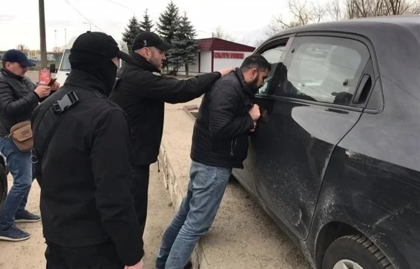 На Закарпатті за контрабанду героїну турка ув'язнили на 9 років (ФОТО)