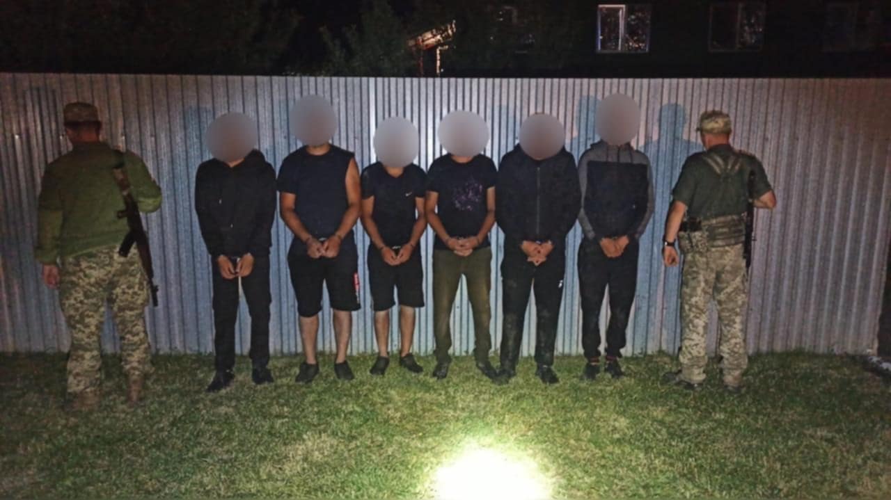 На Берегівщині пострілами затримали 6-х "ухилянтів", що намагалися потрапити до угорщини (ФОТО)