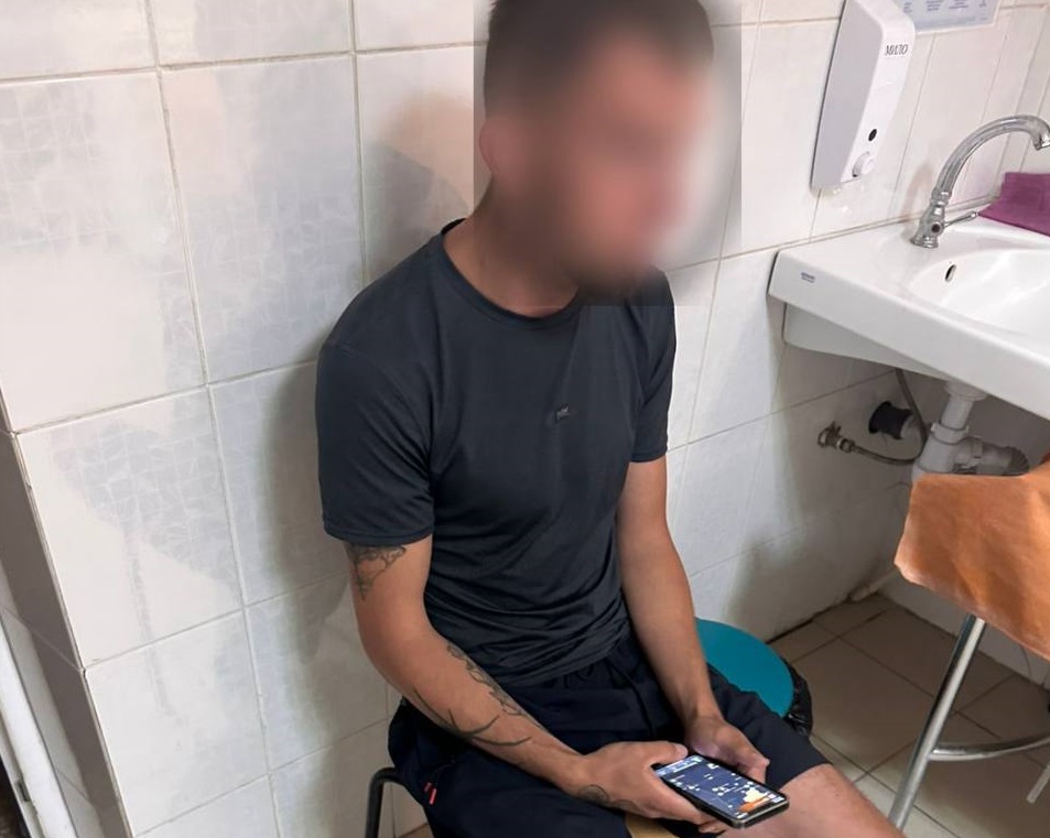 В Ужгороді пасажирка "здала" патрульним таксиста "під кайфом" (ФОТО)
