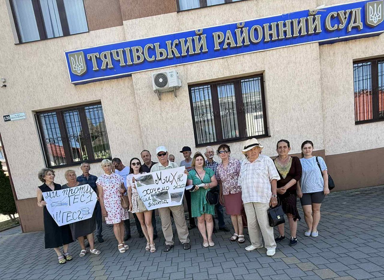 Суд в Тячеві залишив в силі арешт на землю та техніку для будівництва МГЕС в Калинах (ДОКУМЕНТ)