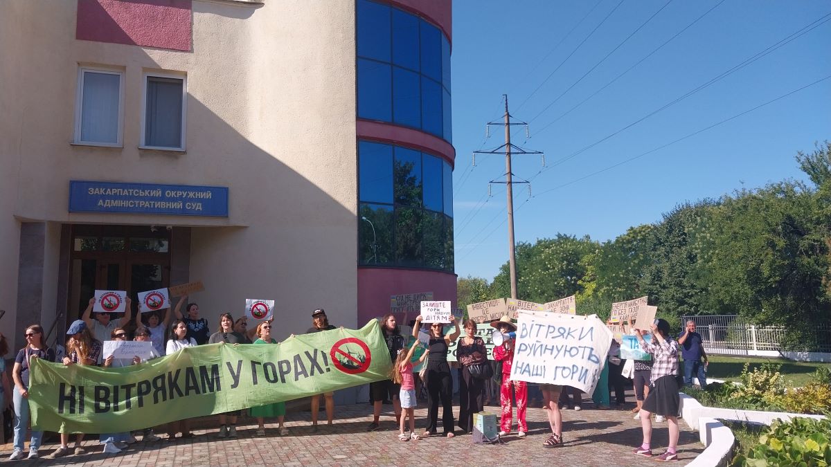 Суд оголосить рішення у справі вітряків на полонині Рівній 21 серпня (ФОТО)