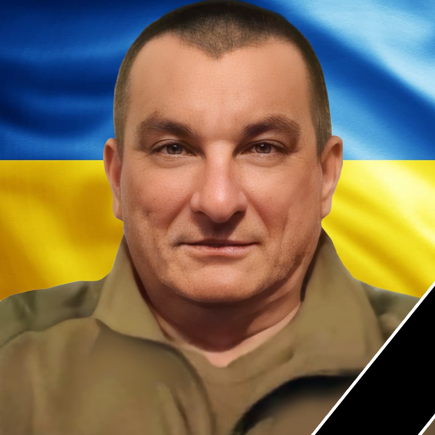 У Мукачеві попрощаються з полеглим військовим Олегом Рабчуком (ФОТО)
