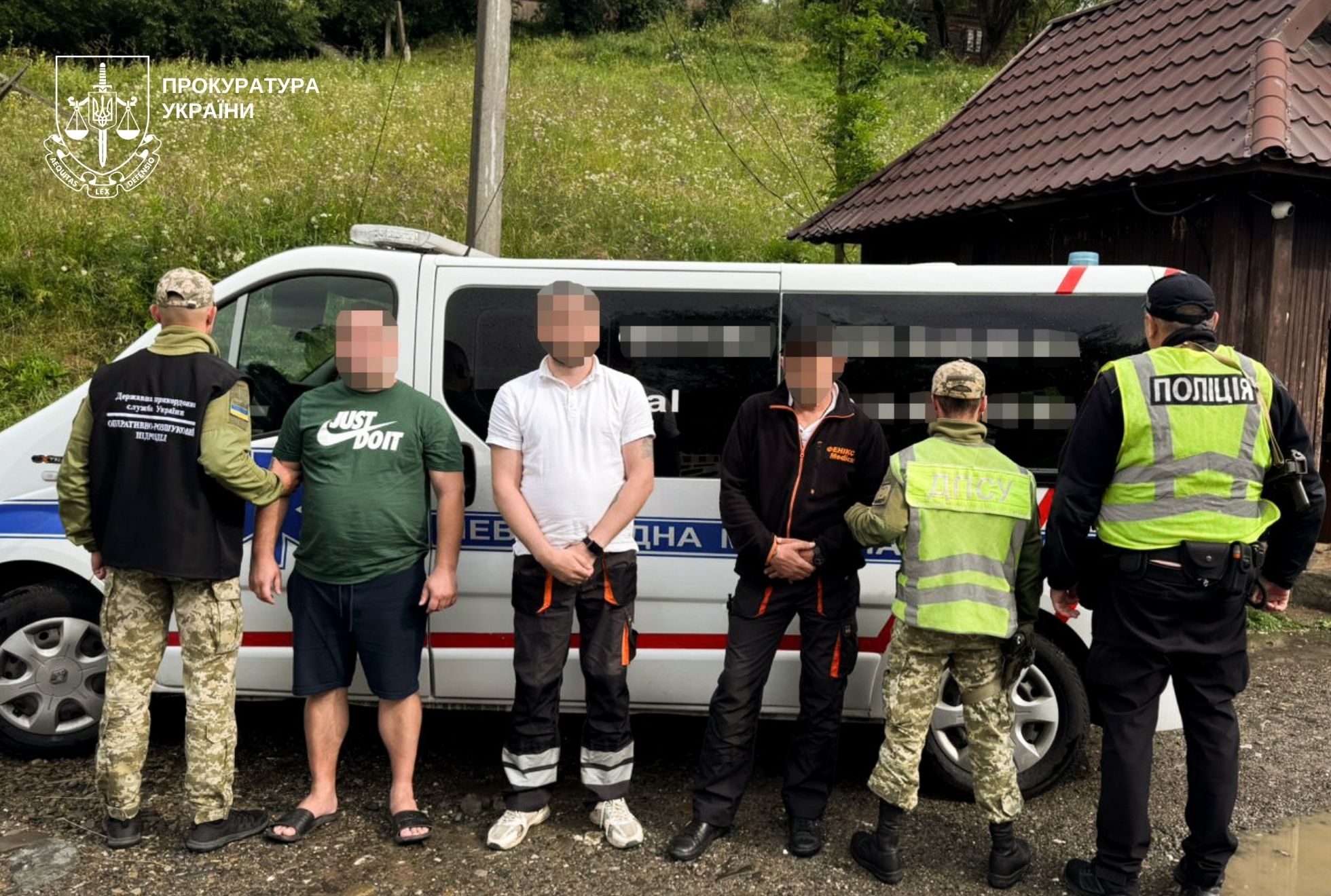 На Закарпатті викрили схему переправлення військовозобов’язаних «швидкою» (ФОТО)