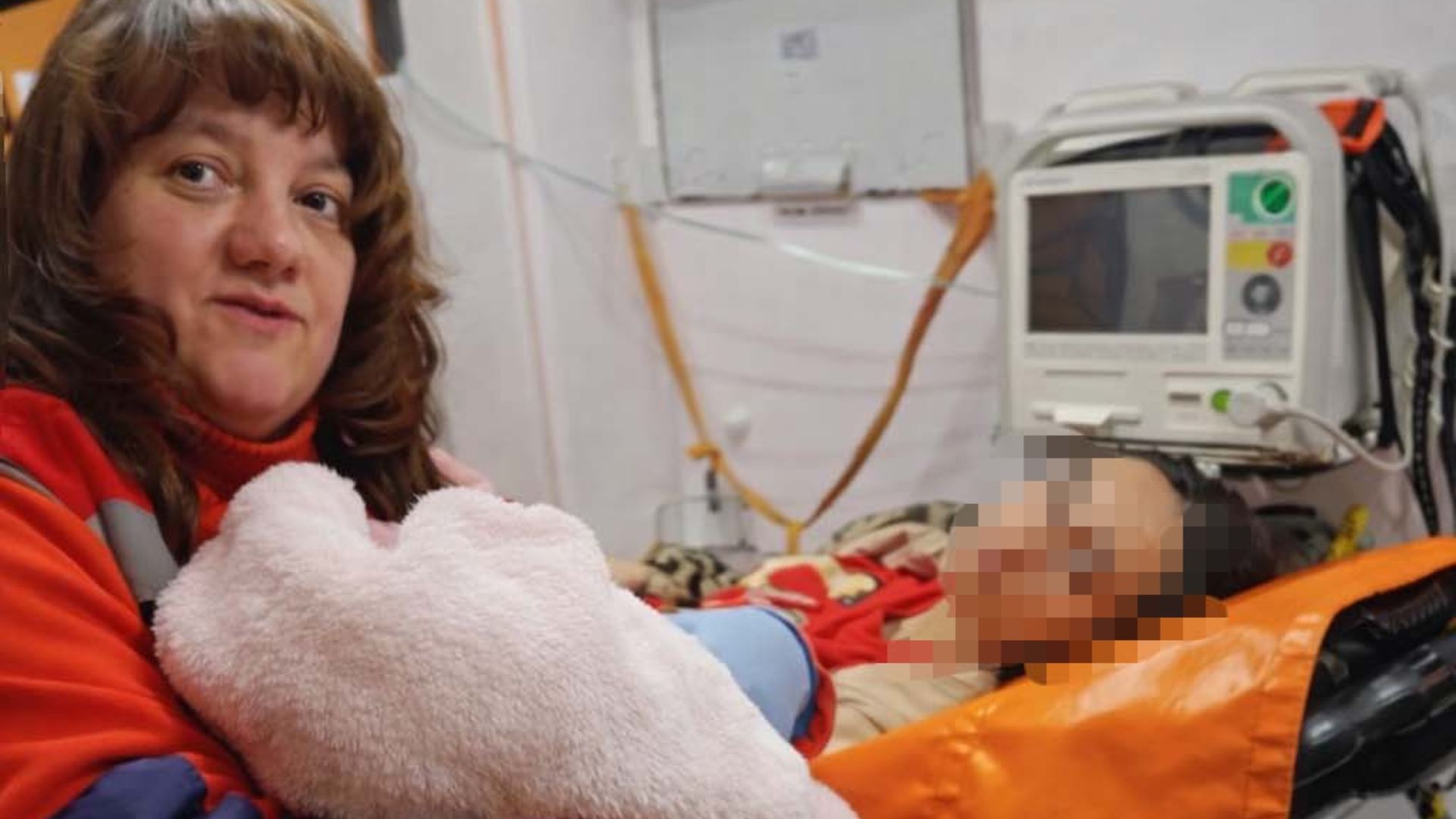 У Чопі медики прийняли пологи в автомобілі швидкої допомоги (ФОТО)