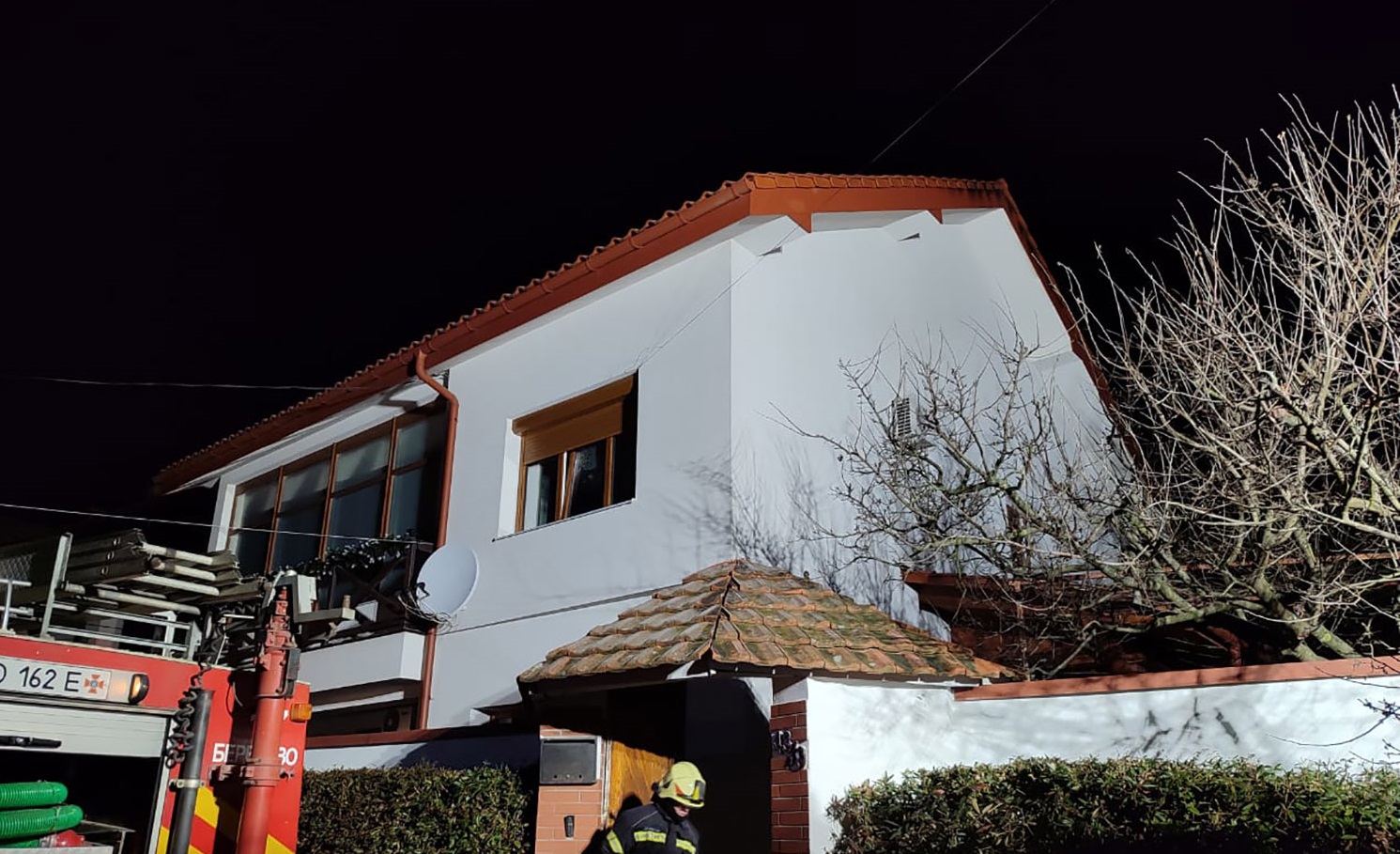 У Берегові вогнеборці ліквідували пожежу в приватному будинку (ФОТО)