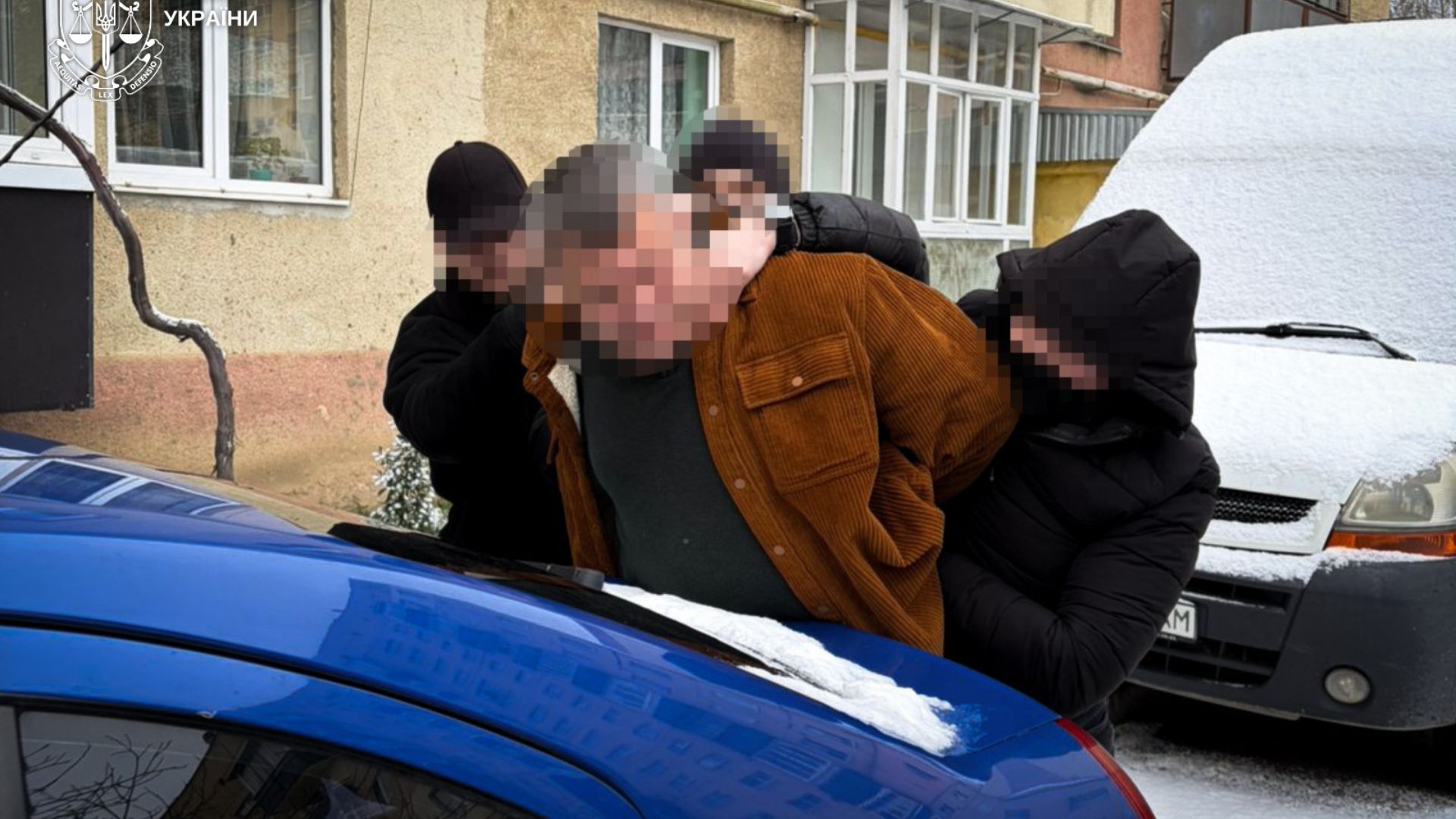 СБУ на Закарпатті повідомила про затримання керівника митниці, який за 5% «кешбеку» прикривав ввезення дороговартісних товарів (ФОТО)