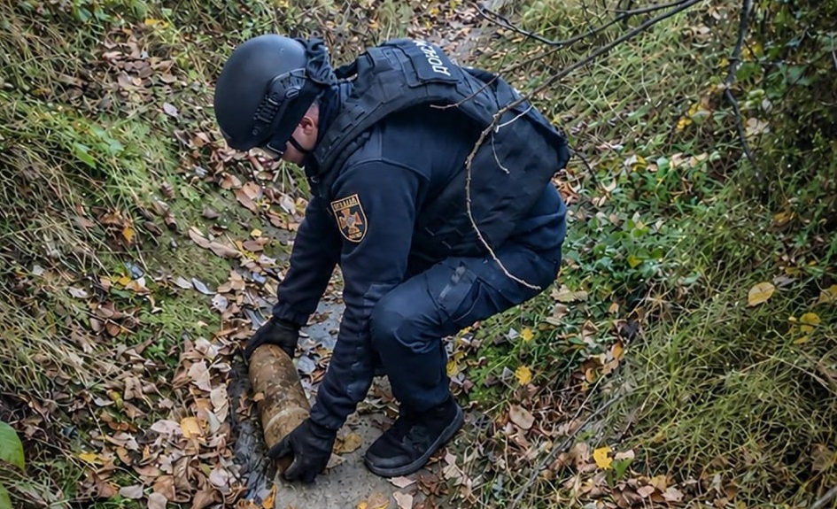 На Мукачівщині знищили артилерійський снаряд часів Другої світової війни (ФОТО)
