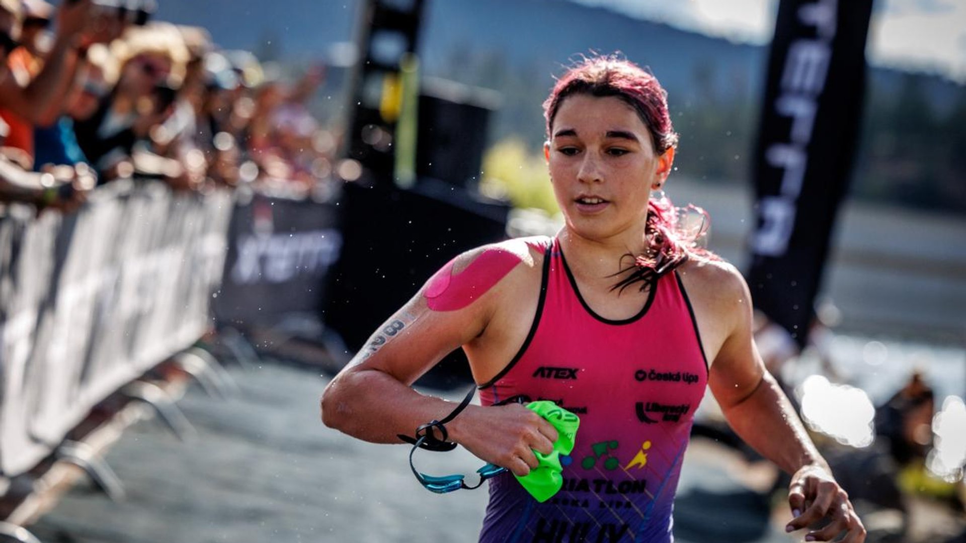 Закарпатка Ярослава Гулій стала срібною призеркою чемпіонату світу з крос-триатлону (ФОТО)