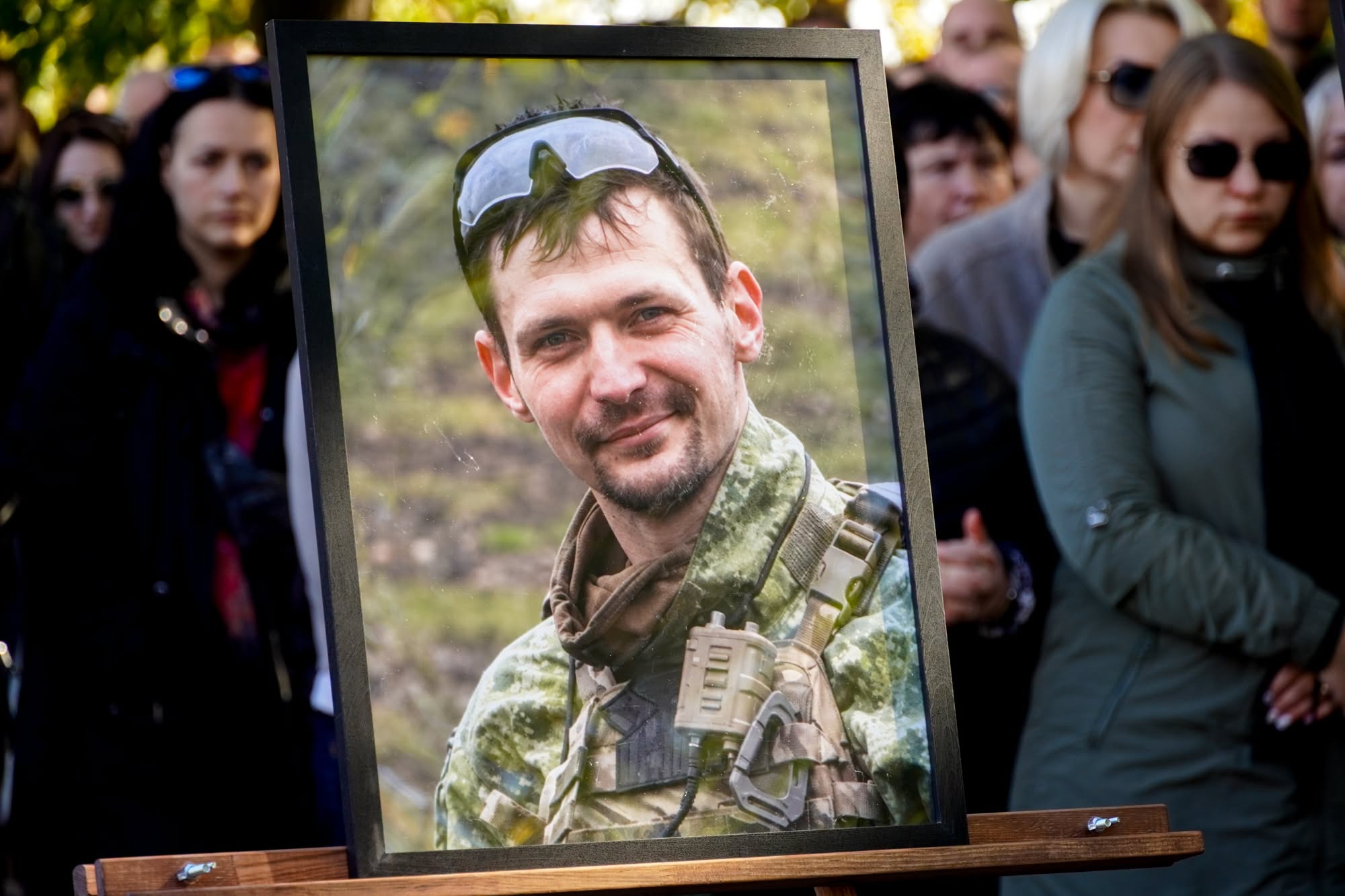 Ужгород провів в останню путь полеглого військовослужбовця Володимира Славича (ФОТО)