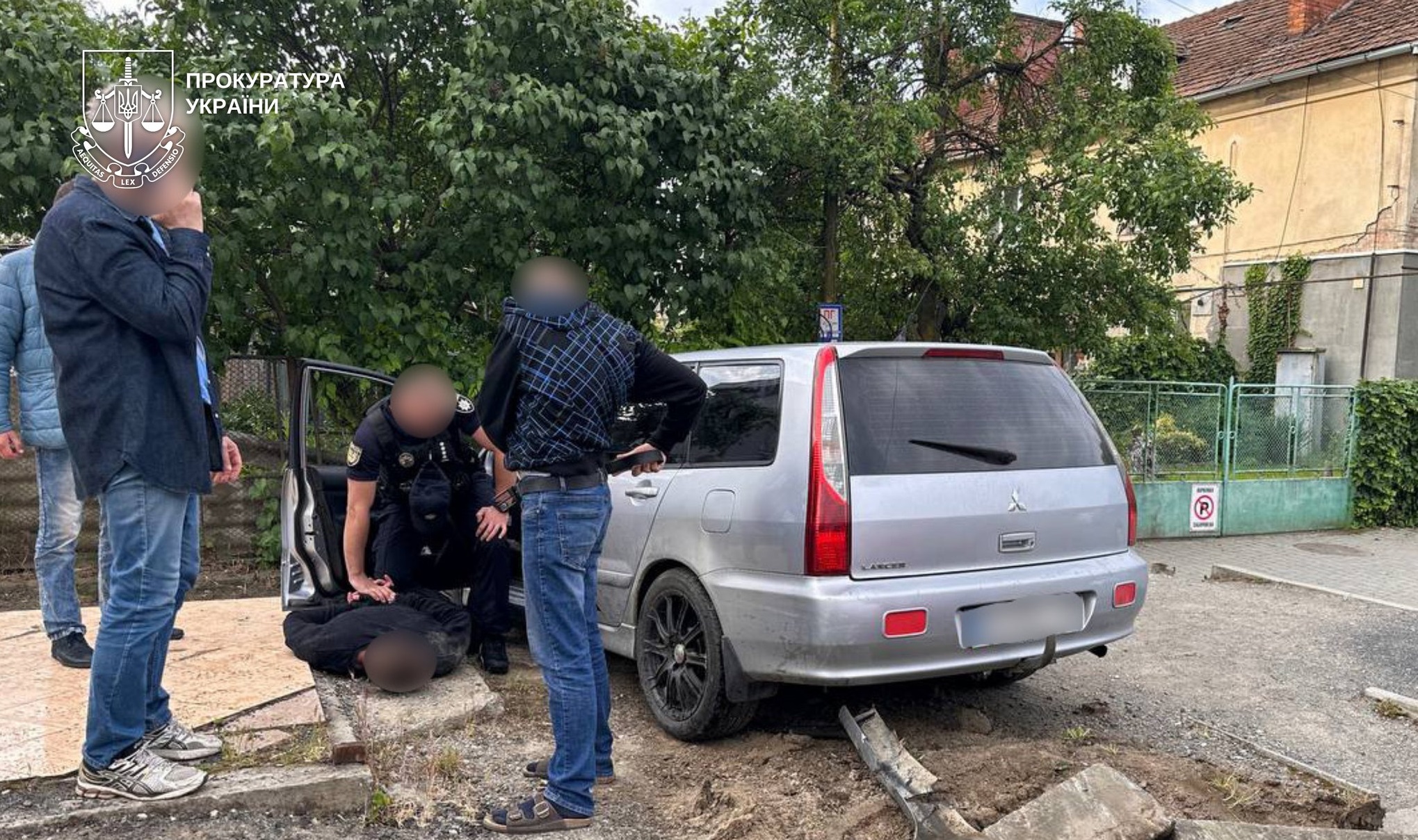 В Ужгороді засудили чоловіка, який викрав авто й наїхав на 63-річного власника (ФОТО)