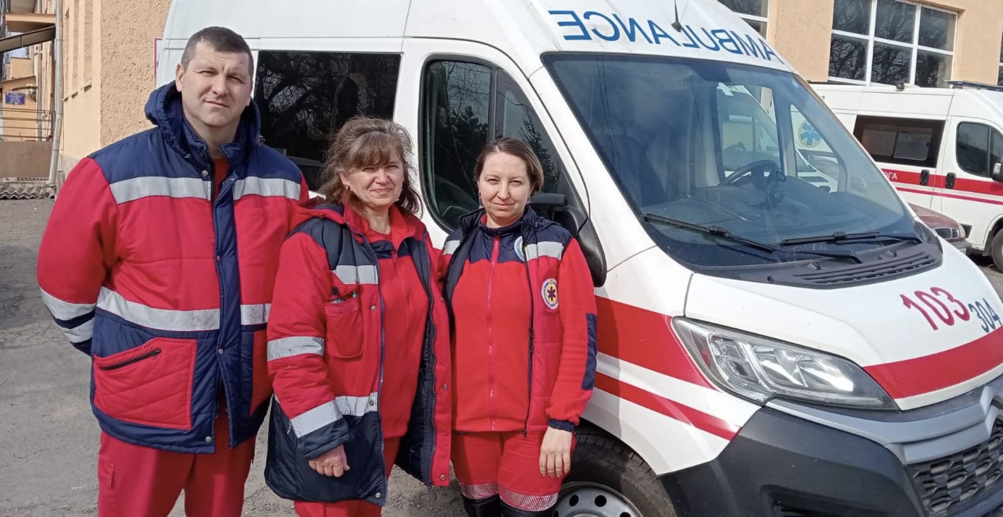 На Закарпатті жінка народила в кареті швидкої допомоги (ФОТО)