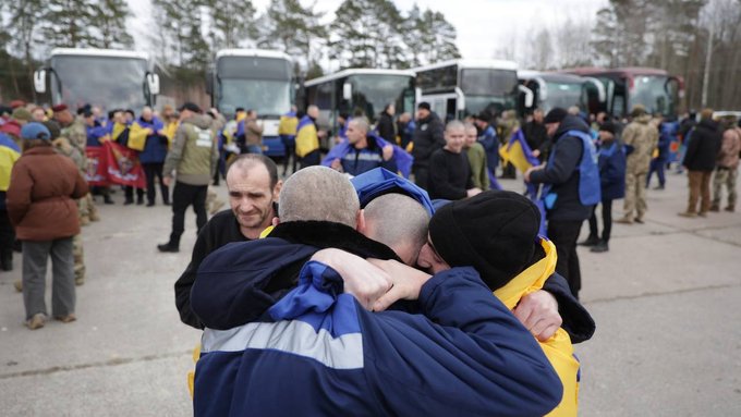  З російського полону повернулися 14 закарпатських військових