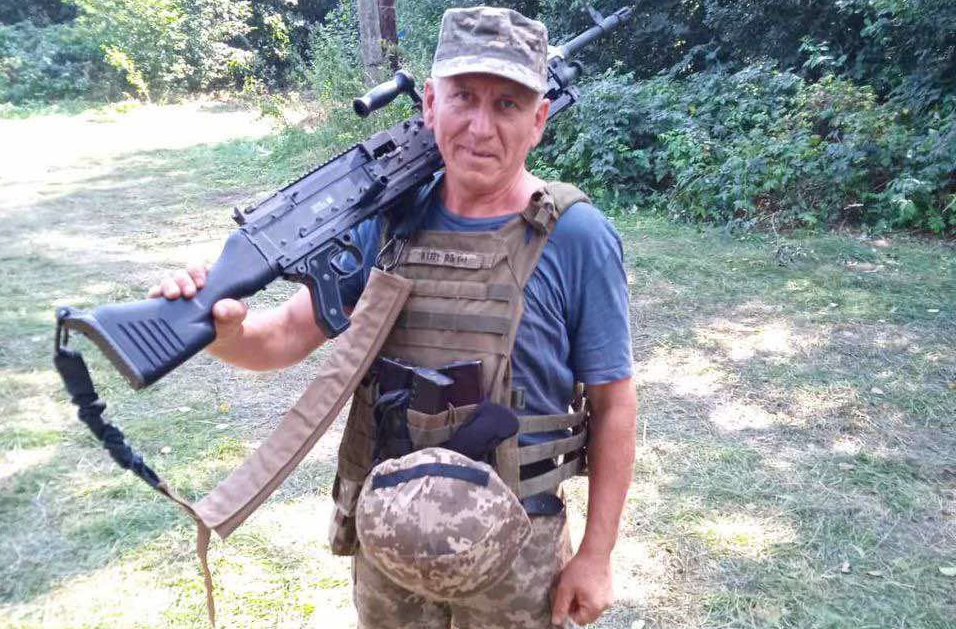 У середу в Ужгороді згадають героя-вчителя Василя Габруся