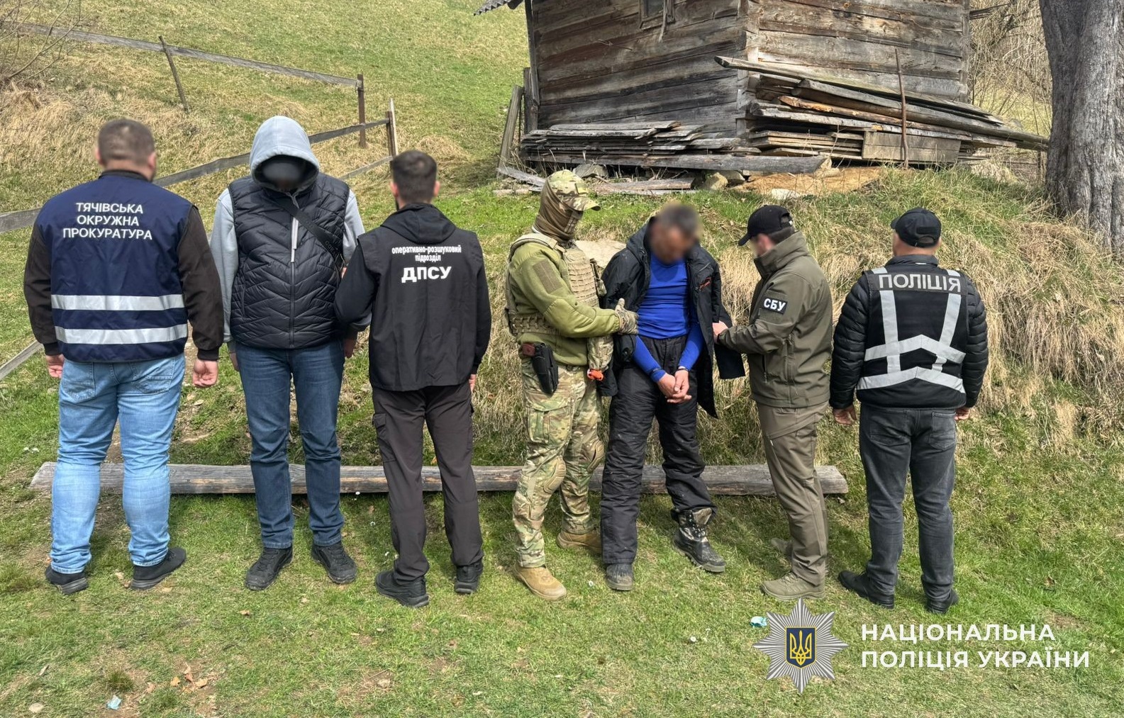 На Закарпатті затримали мережу переправників чоловіків через кордон (ФОТО)