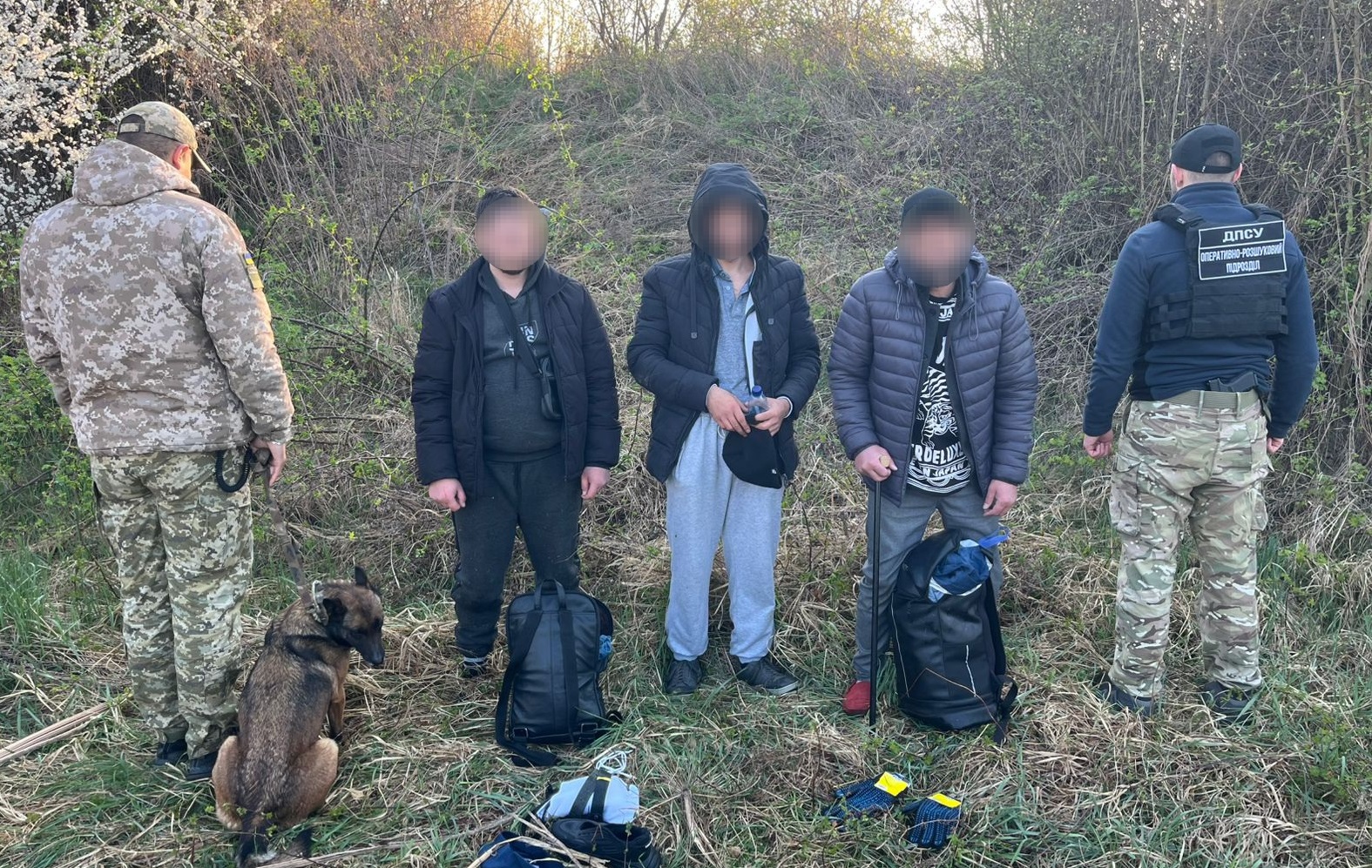 На Закарпатті затримали трьох порушників біля словацького кордону (ФОТО)
