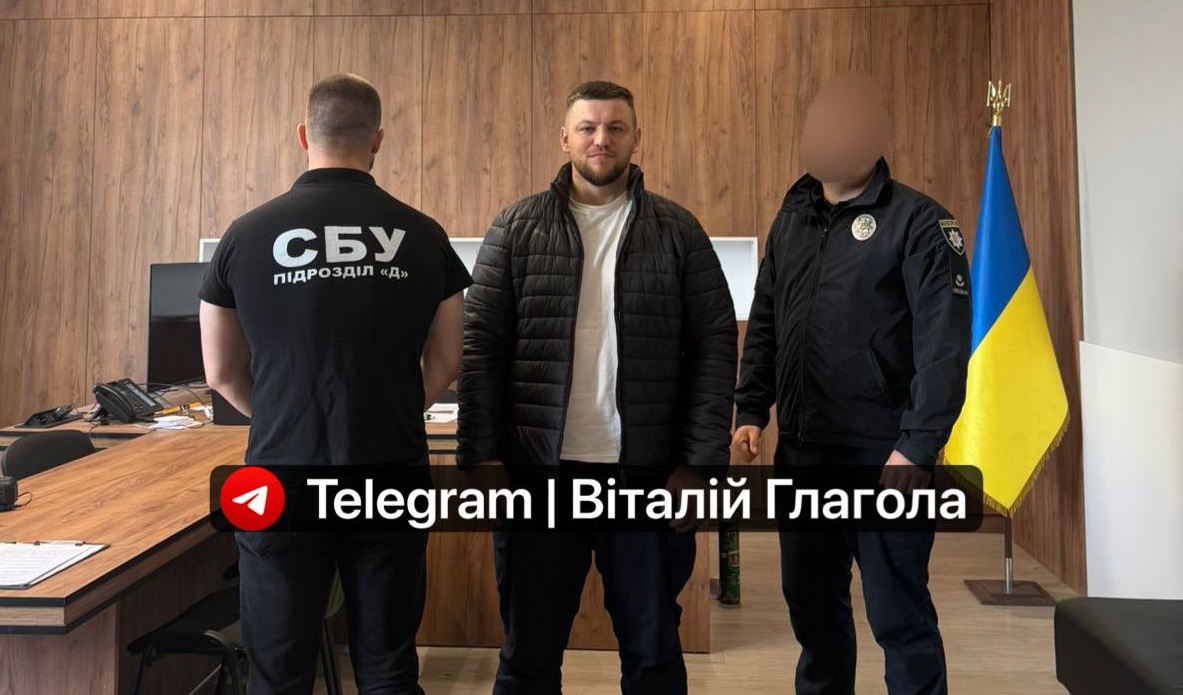 СБУ та поліція проводять обшуки в Ужгородському ТЦК (ФОТО)
