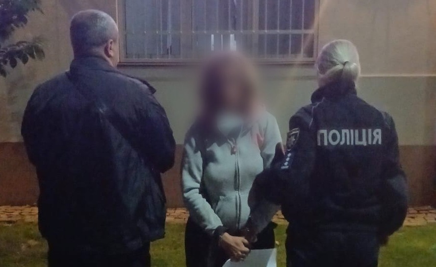 На Берегівщині жінка поранила ножем чоловіка під час сімейної сварки (ФОТО)