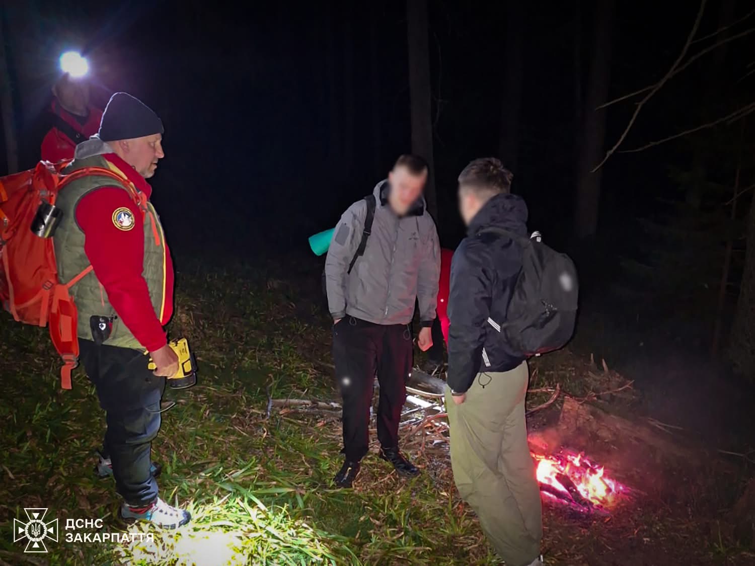 Туристи з Київщини заблукали в Карпатах і випадково опинилися на Закарпатті (ФОТО)