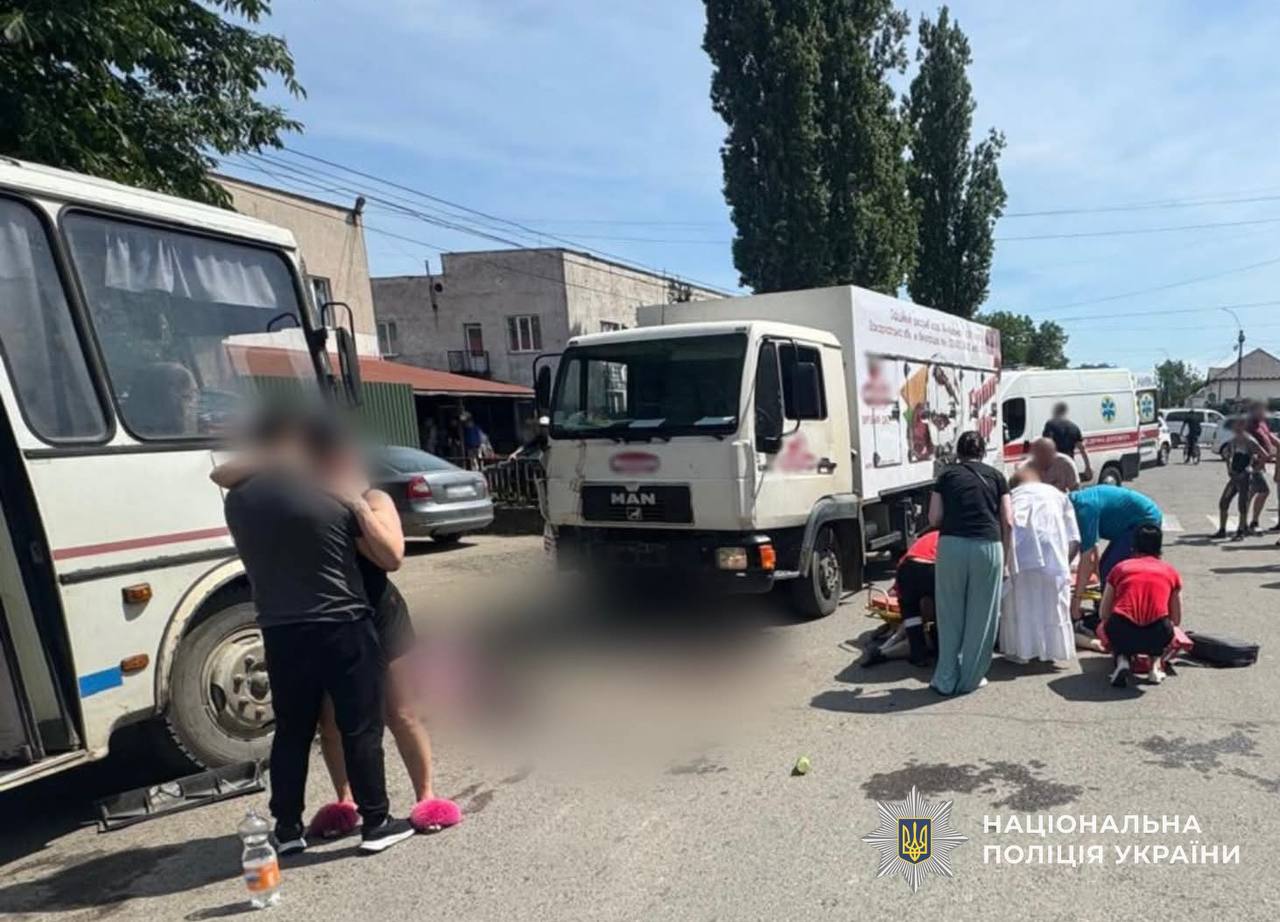 У поліції озвучили обставини смертельної аварії у Виноградові (ФОТО)