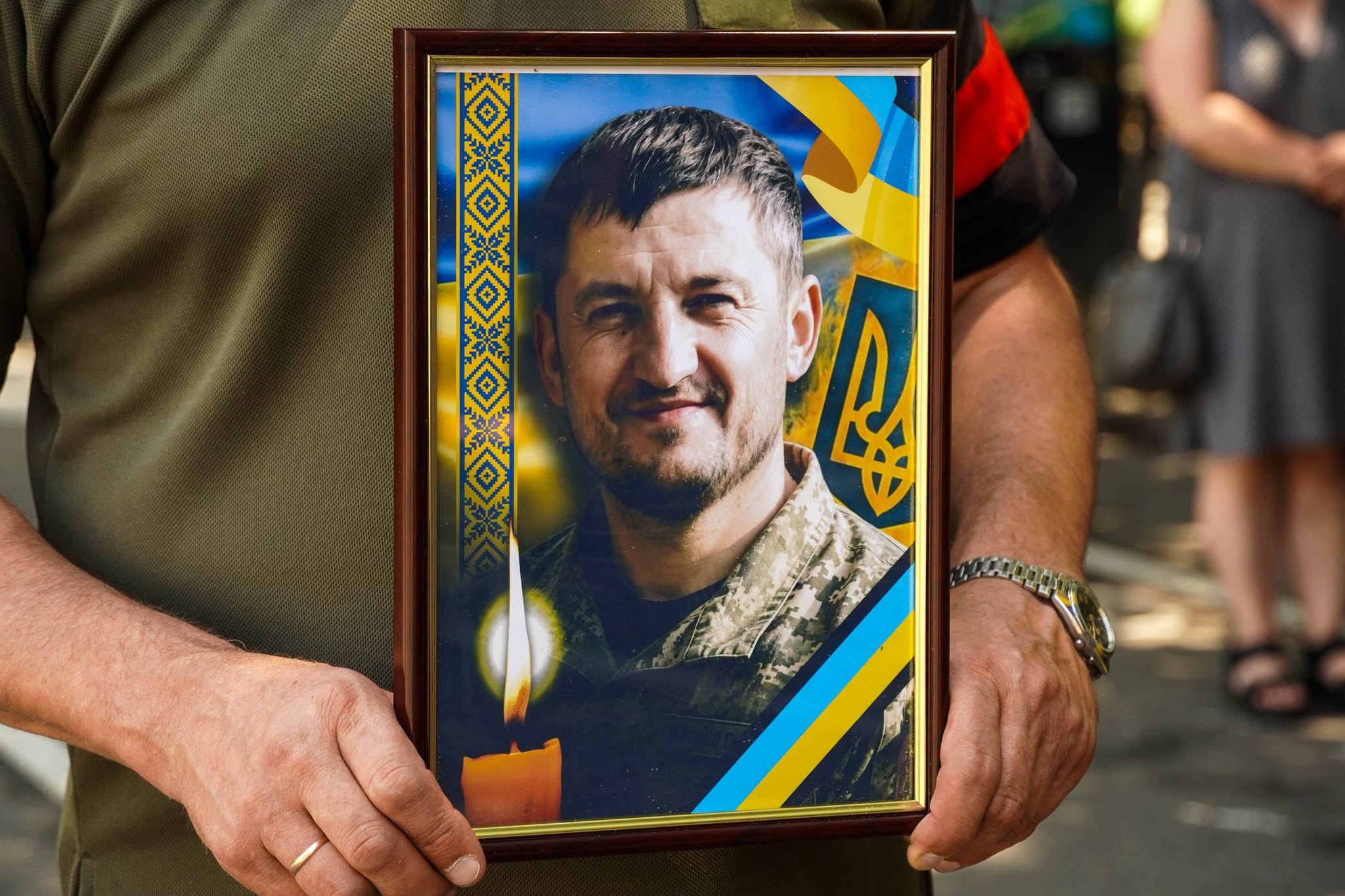 В Ужгороді попрощалися із полеглим захисником Олегом Матвієнком (ФОТО)