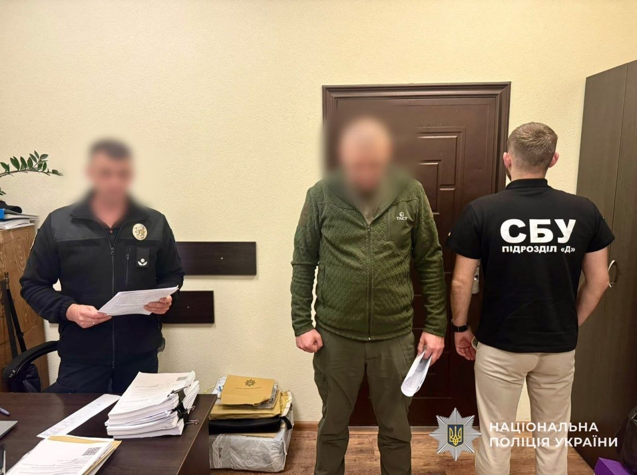 На Закарпатті керівнику РТЦК повідомили про підозру через фальсифікацію даних про мобілізацію (ФОТО)