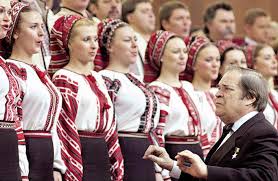 На ужгородському вокзалі хор ім. Верьовки запрошував гостей міста відвідати "Закарпатський Едельвейс-2015" (ВІДЕО)