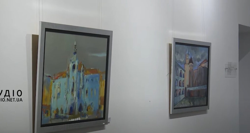 У Мукачеві триває благодійна Різдвяна художня виставка (ВІДЕО)