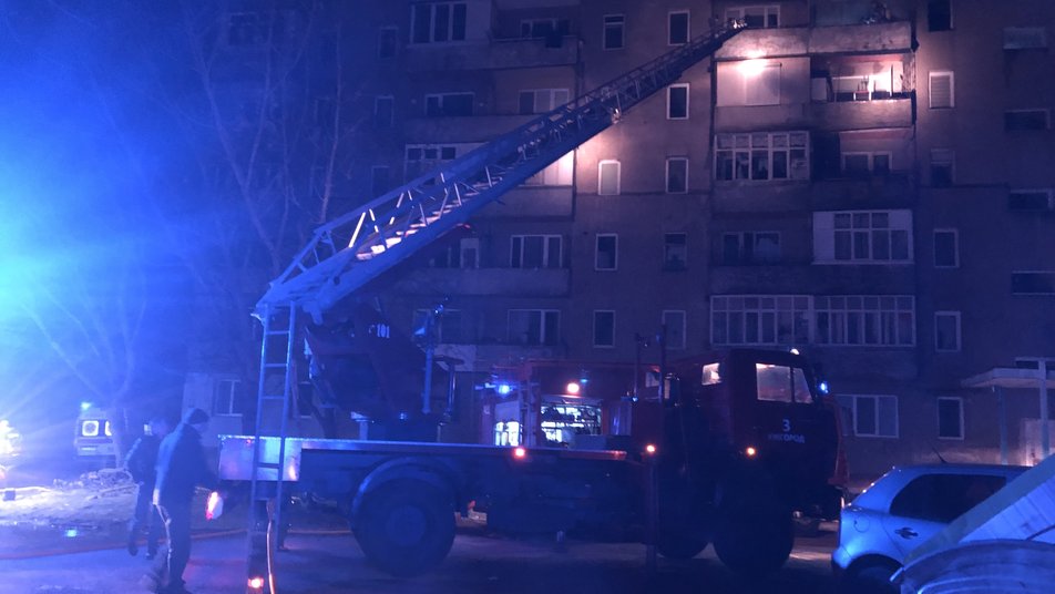 З’явились кадри нічної пожежі в Ужгороді (ФОТО)