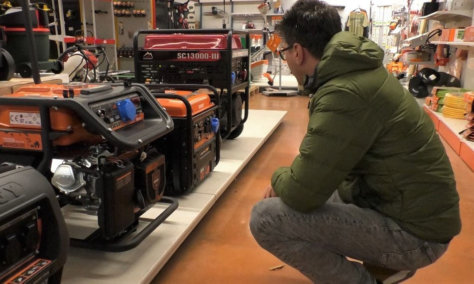 Купляють генератори та повербанки: як ужгородці готуються до відключень  електроенергії (ФОТО, ВІДЕО) @ Закарпаття онлайн