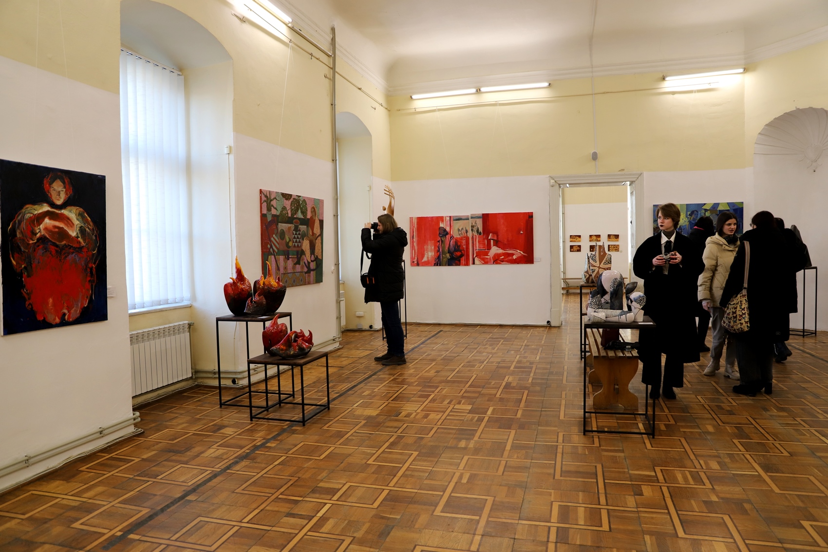 Спільну виставку Закарпатської академії мистецтв і Харківської державної академії дизайну та мистецтв відкрили в Ужгороді
