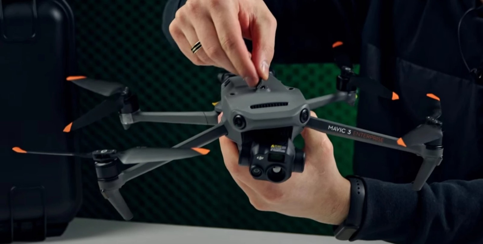 Оновлені можливості: Що робить DJI Mavic 3T найкращим вибором @ Закарпаття  онлайн