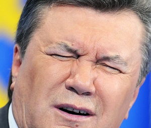 Опитування: Янукович програє вибори будь-якому опозиціонеру, крім Тягнибока