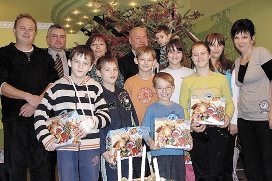 Влада Берегівщини завітала до дітей, які мають нові родини