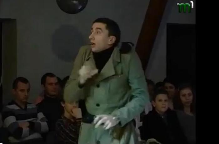 В Ужгороді показали італійську виставу "Троє на гойдалці" (ВІДЕО)