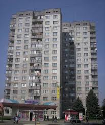 Ужгородська 16-поверхівка стала некомфортною для своїх мешканців (ВІДЕО)