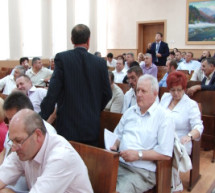 На сесії Мукачівської районної ради вперше не дійшли згоди (ВІДЕО)