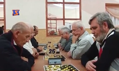 Хустське Копашнево зібрало на турнір 98 шашкістів з усього Закарпаття (ВІДЕО)