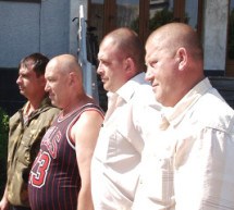 Півсотні закарпатців поїхали на Донбас на будівництво оборонних споруд (ВІДЕО)