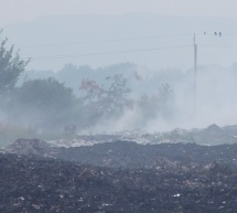 У Виноградові кілька днів поспіль гасять пожежу на сміттєзвалищі (ВІДЕО)