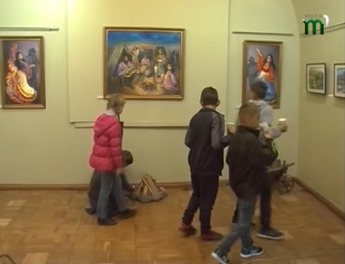 У мукачівському замку "Паланок" виставили роботи учнів художньої школи "Ром-Арт" (ВІДЕО)