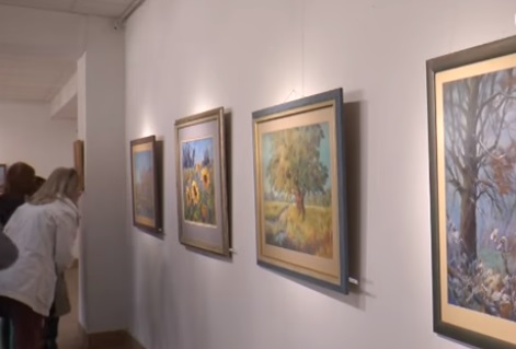 В Ужгороді відкрилась виставка  художниці Маріанни Малеш (ВІДЕО)